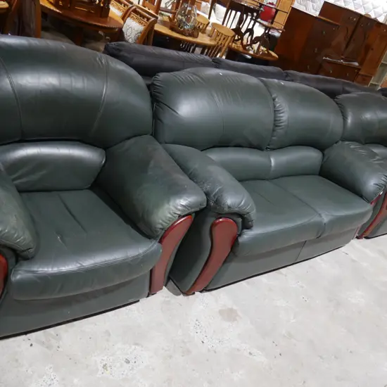 3 piece green lounge suite