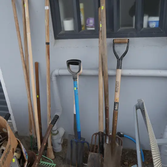 Spade, rake etc