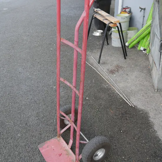 Sack barrow