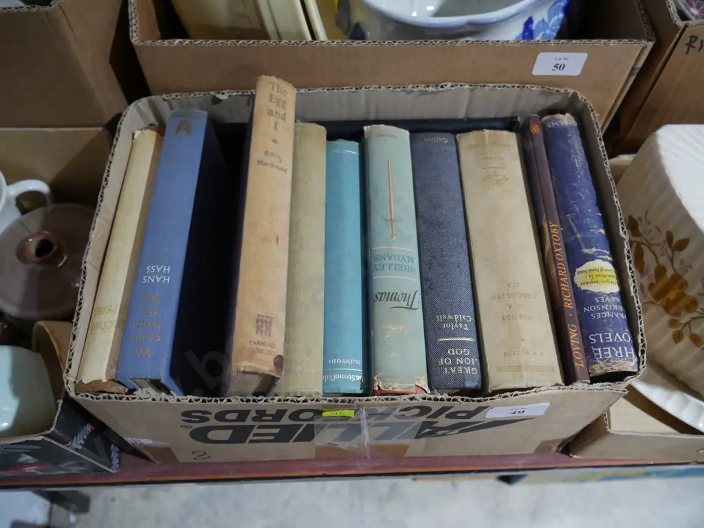 Books Image 1++