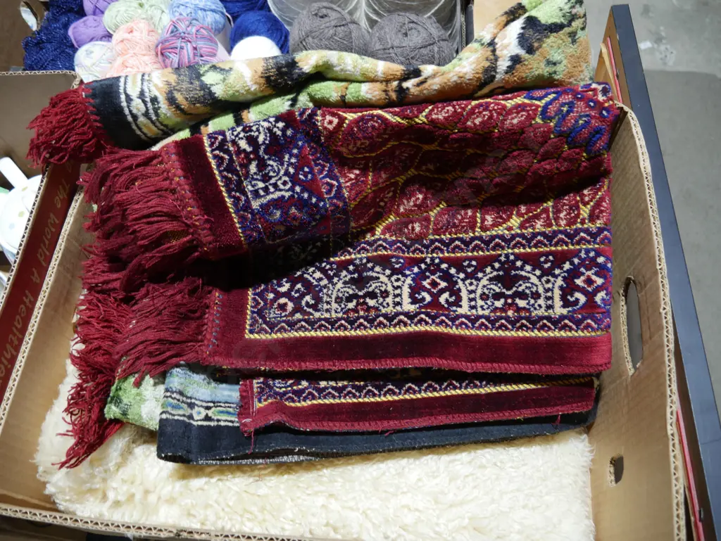 Rugs Image 1++