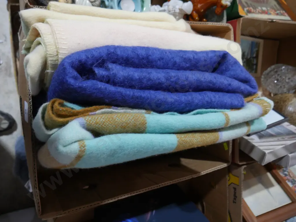 Woollen blankets Image 1++