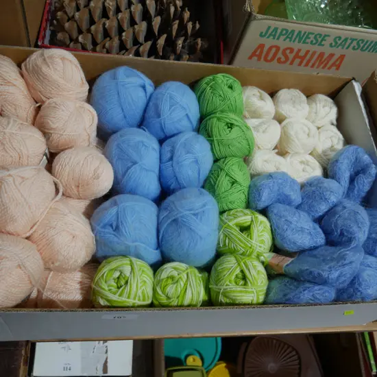 Knitting wool