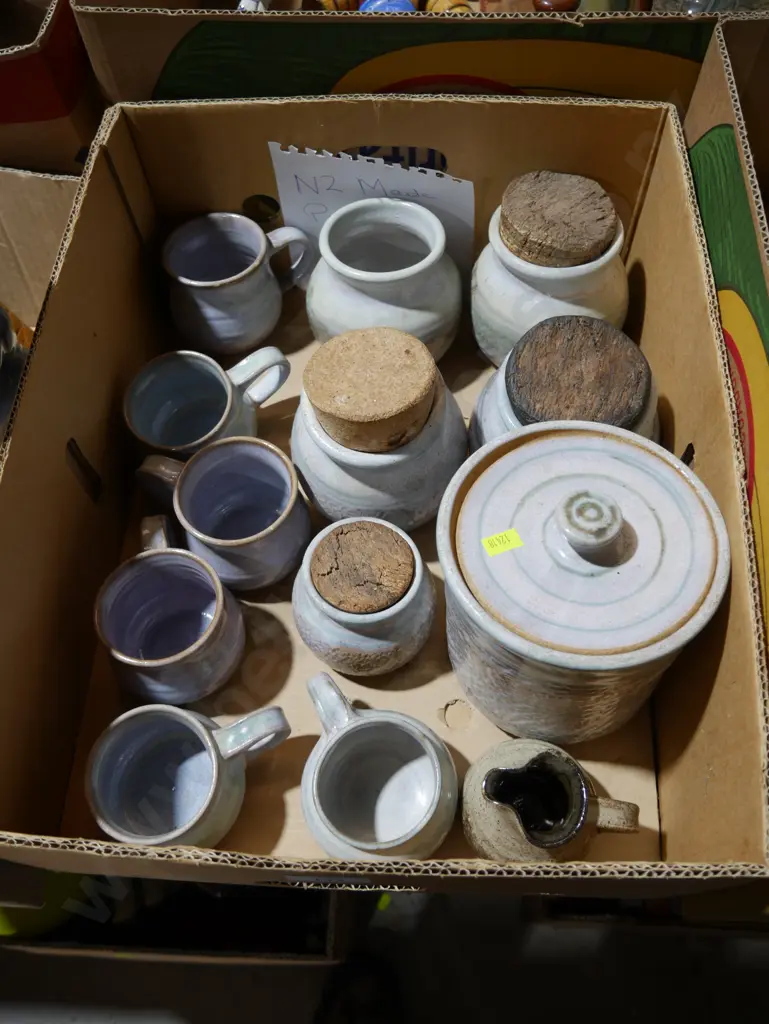 New Zealand pottery Image 1++