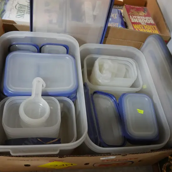 Storage containers