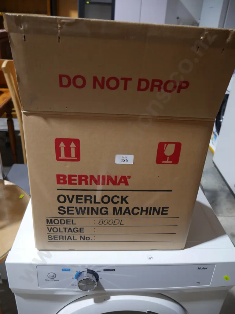 Bernina overlocker Image 1++