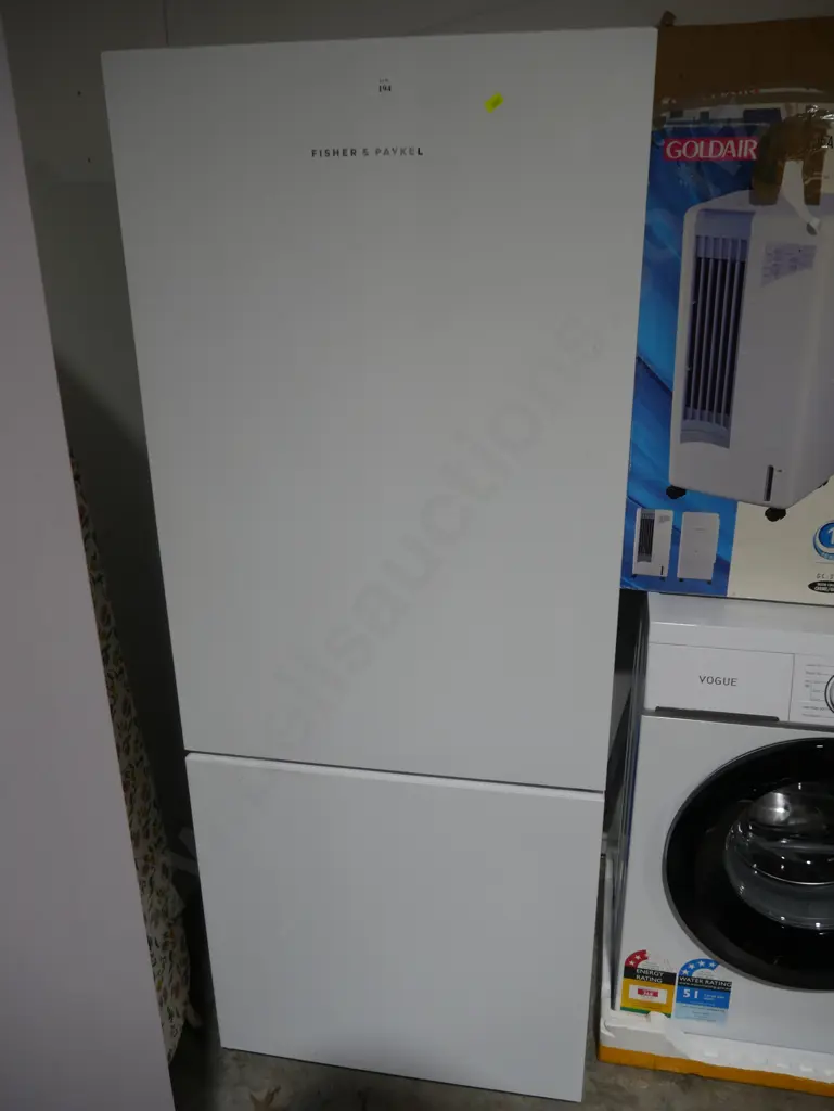 Fisher & Paykel fridge freezer Image 1++