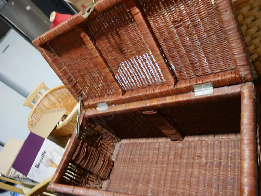 Storage trunk Image 1++