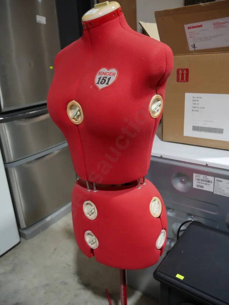 Dressmakers dummy Image 1++