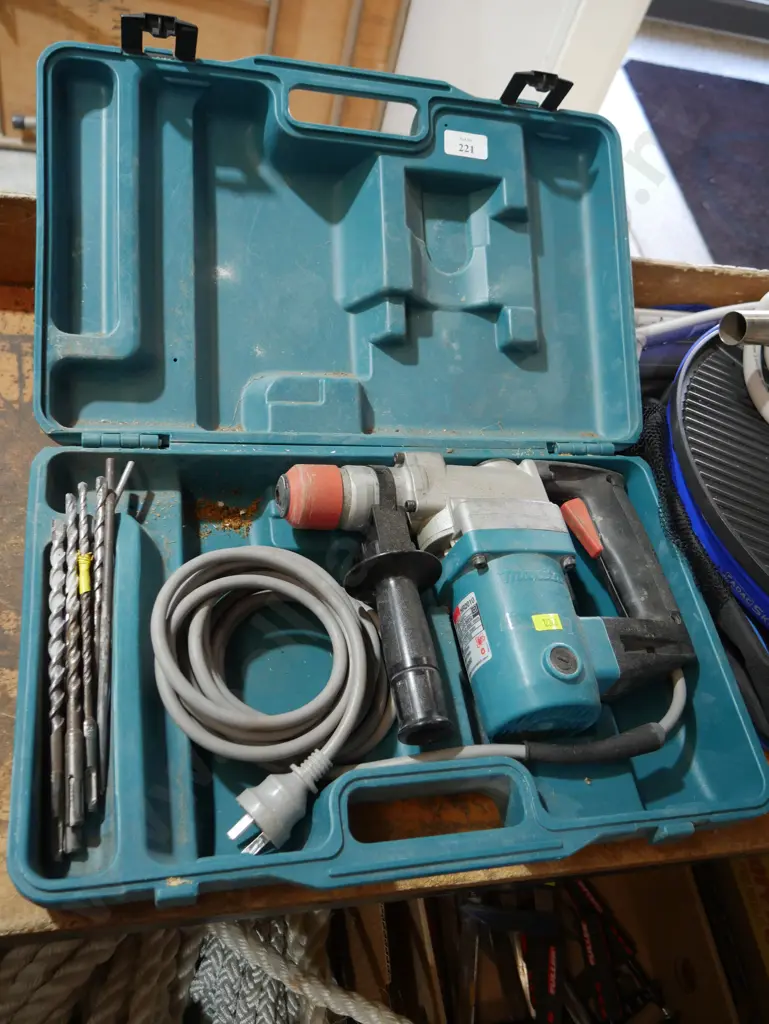 Makita drill Image 1++