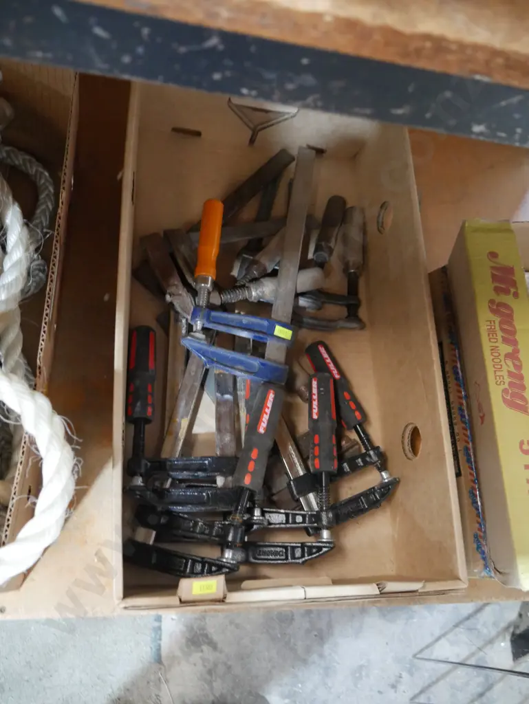Clamps Image 1++