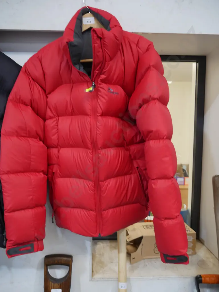 Macpac jacket Image 1++