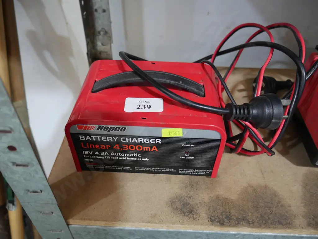 Battery charger Image 1++