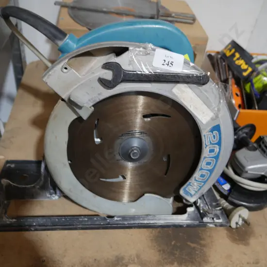 Makita circular saw