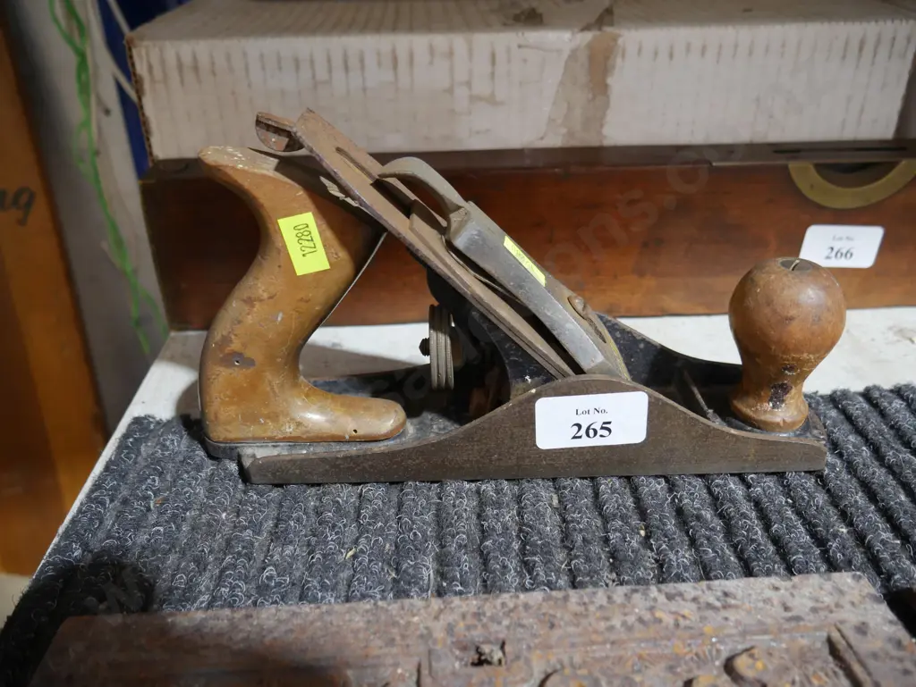 Stanley Wood plane Image 1++