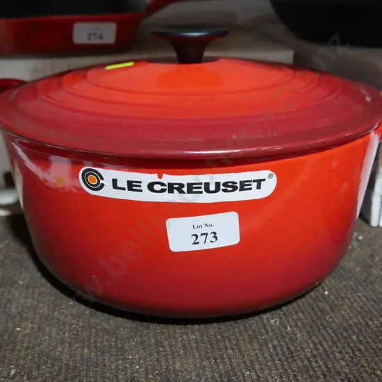Le creuset cast iron pot