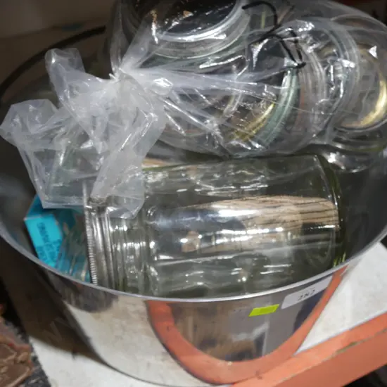 Preserving jars
