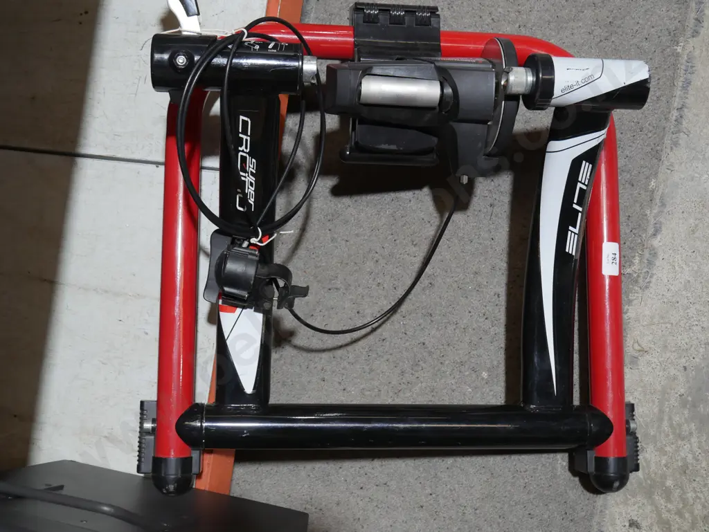 Indoor bike riding stand Image 1++