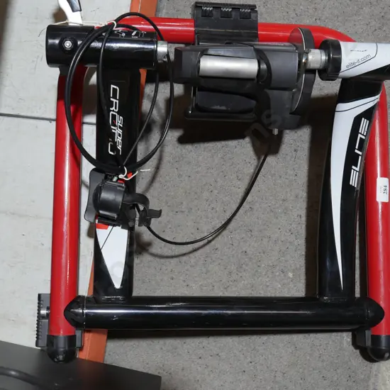 Indoor bike riding stand