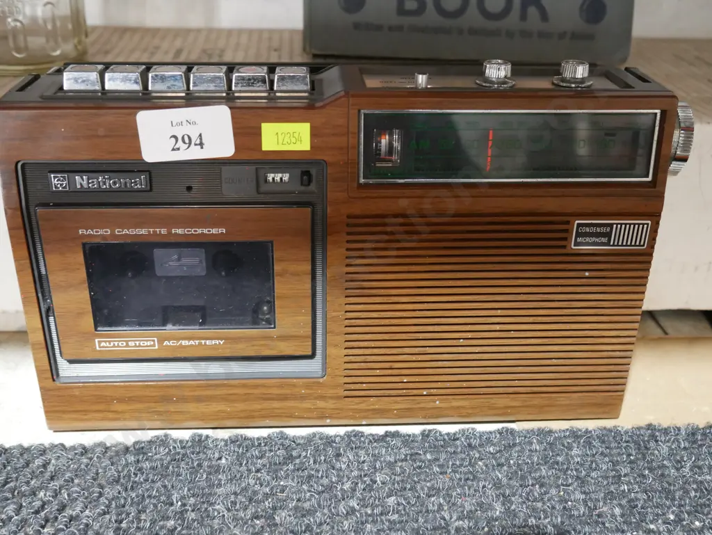 National transistor radio Image 1++