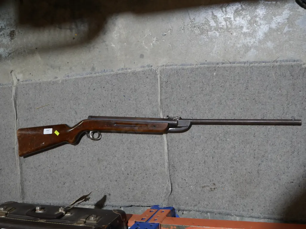 Air rifle, & pellets Image 1++
