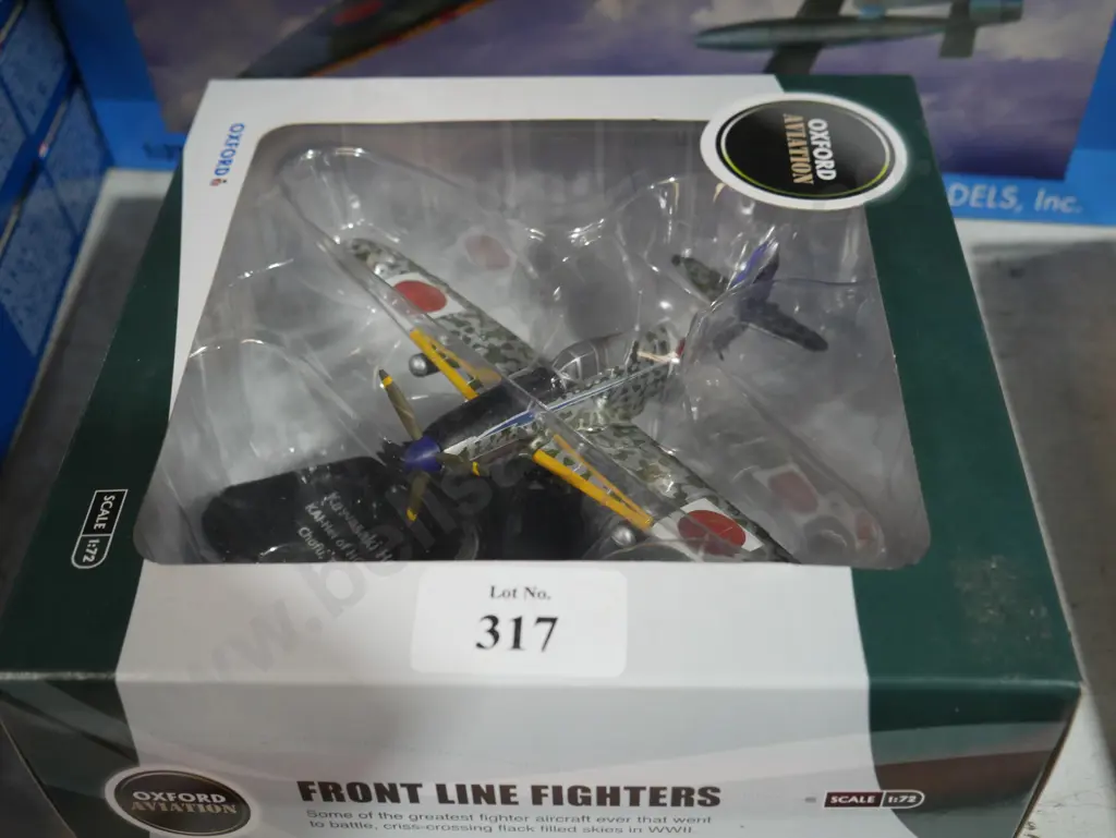 Model Kawasaki plane Image 1++