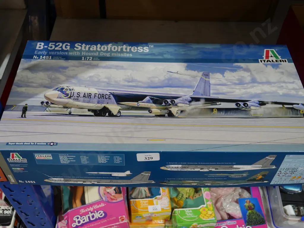 Model b - 52g stratofortress plane Image 1++