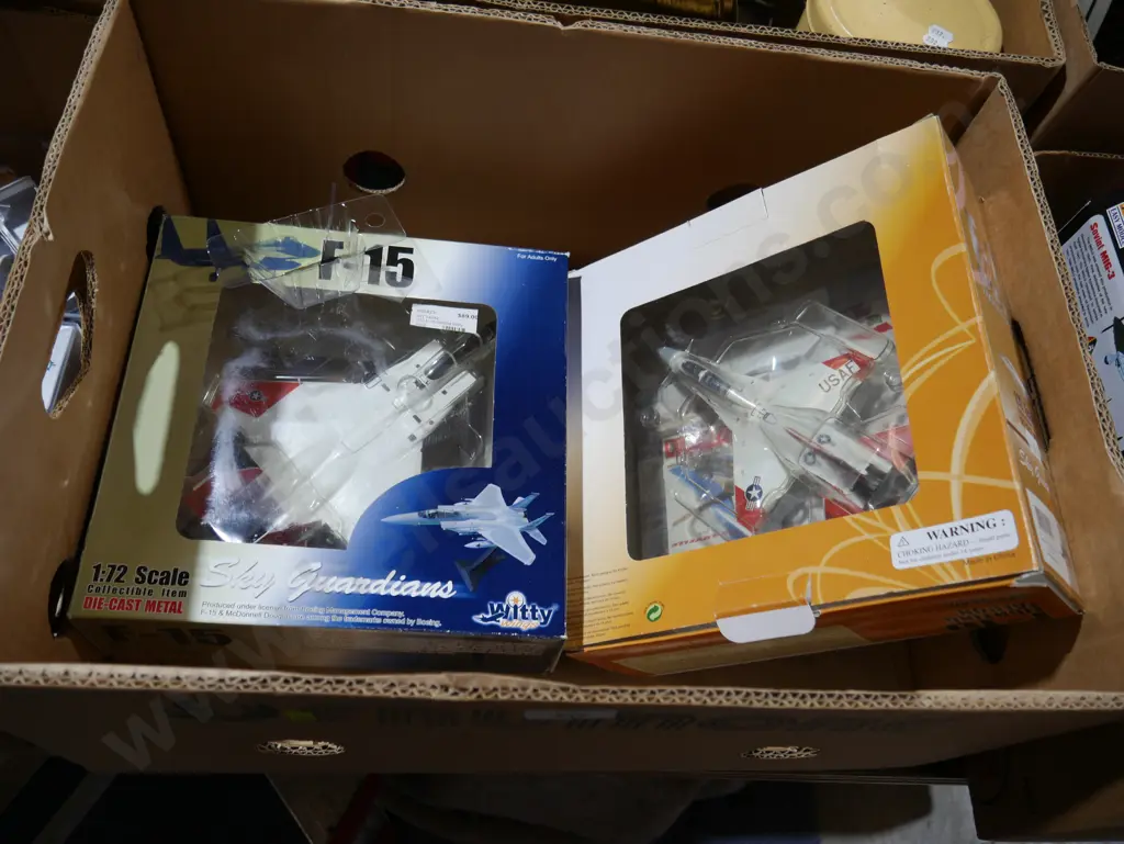 Two model planes Image 1++