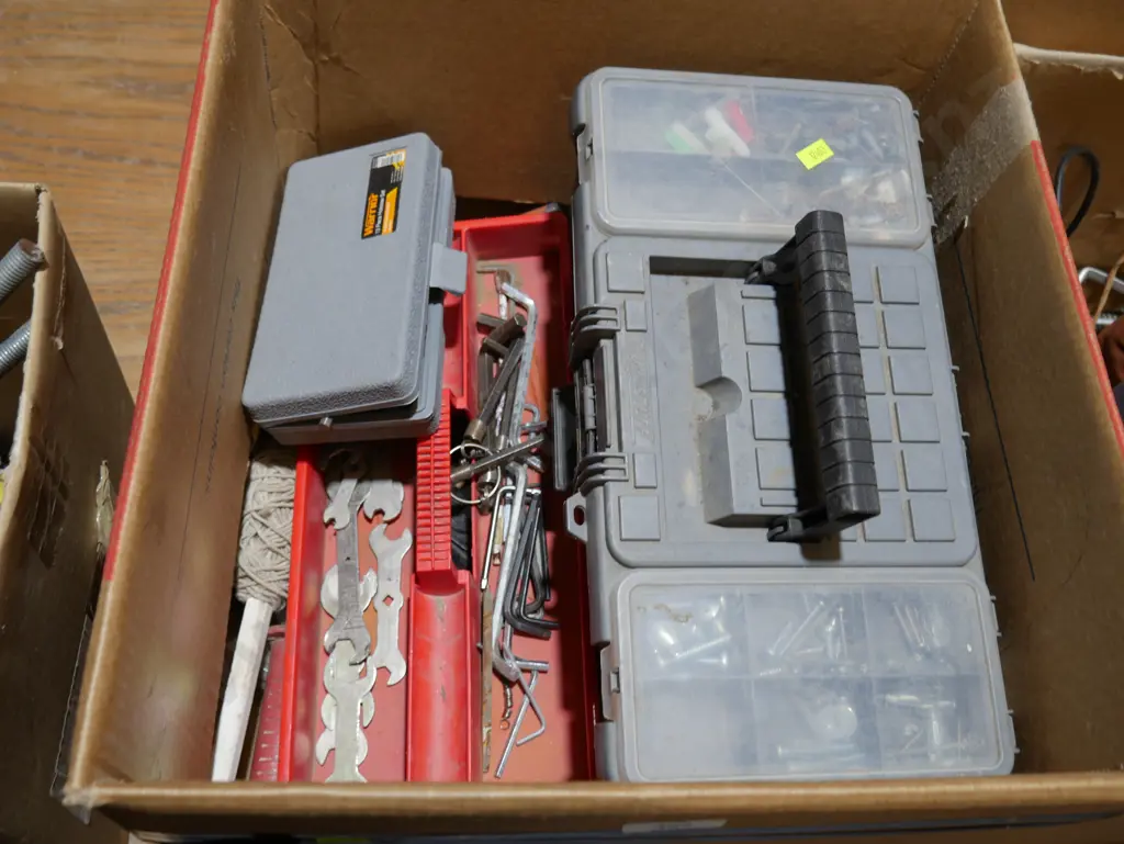 Toolbox and contents etc Image 1++