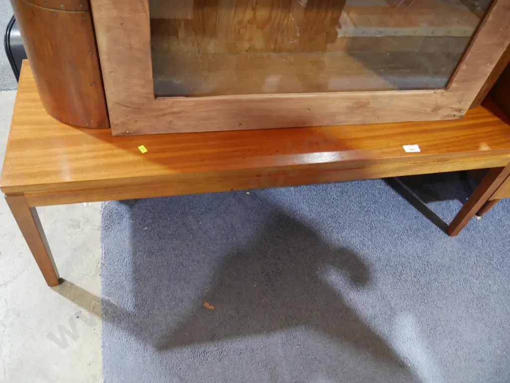 Coffee table Image 1++