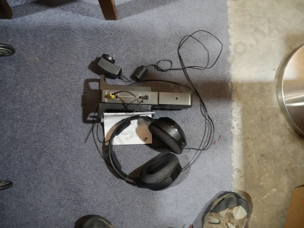 Sennheiser wireless digital tv headphones Image 1++