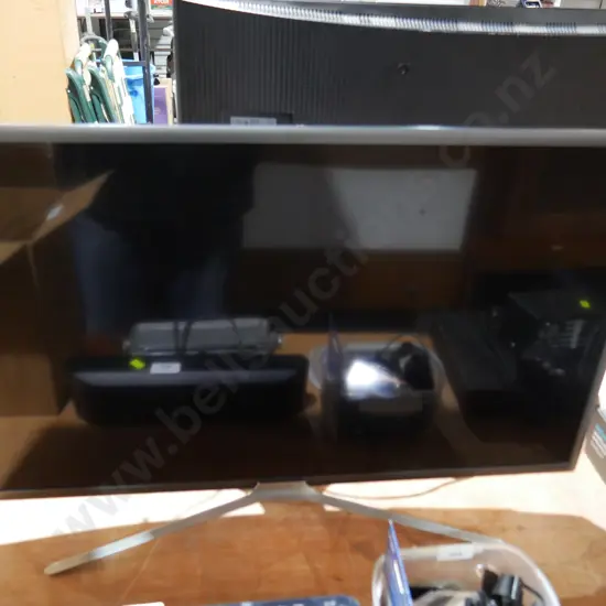 32" Samsung TV