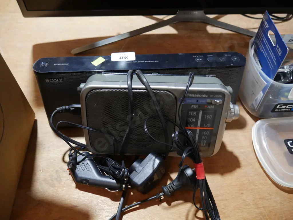 Panasonic radio, audio docking system Image 1++