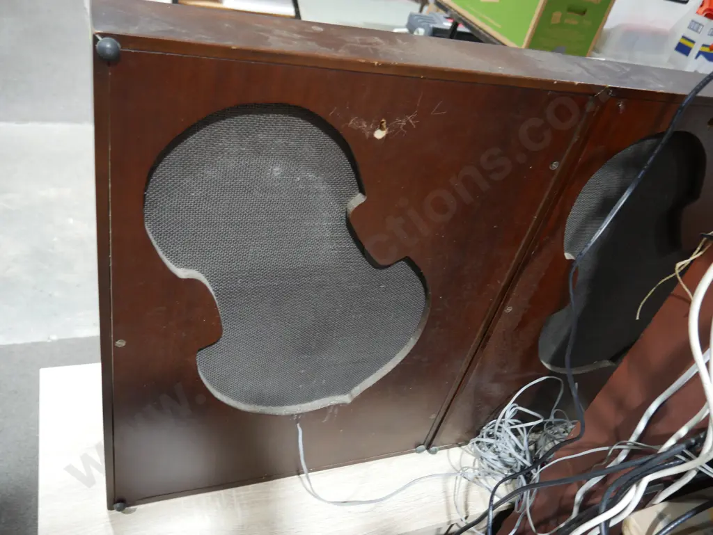 Speakers Image 1++