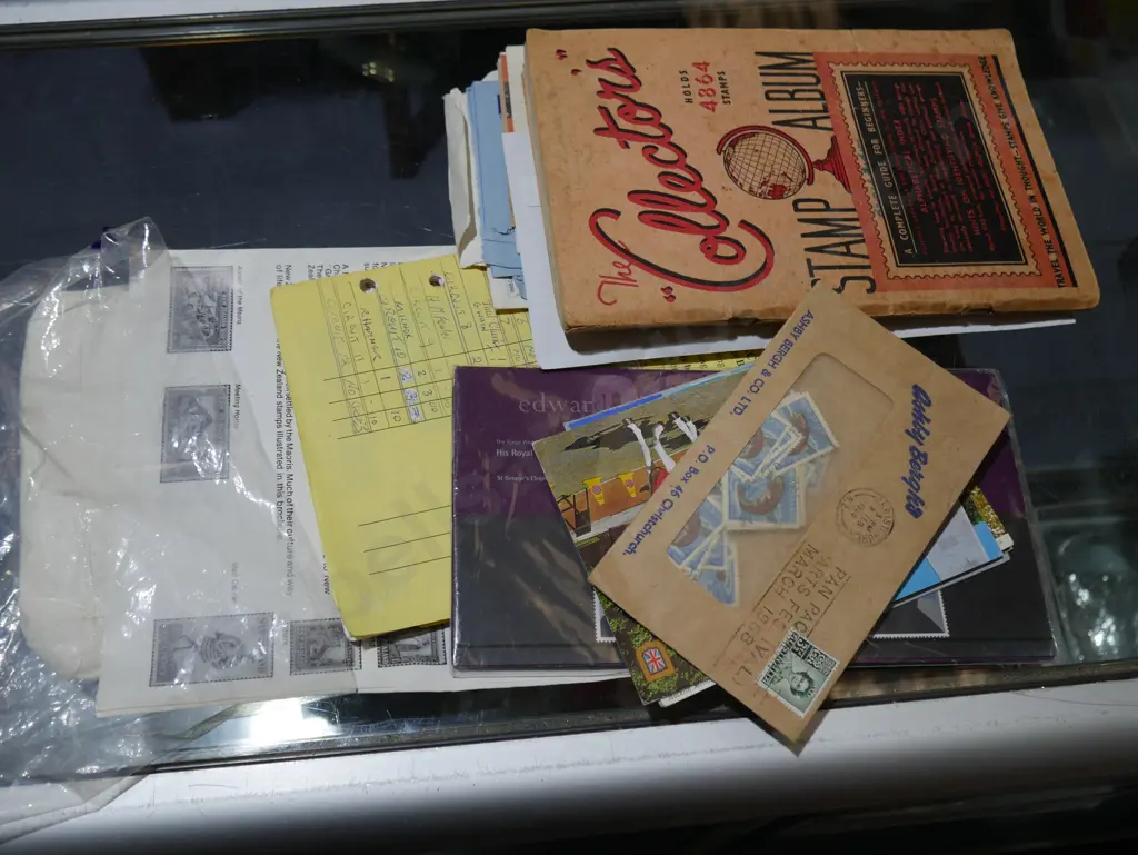 Stamp Albums etc Image 1++
