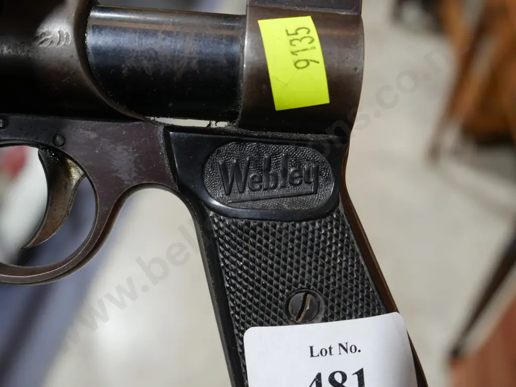 The Webley junior air pistol Image 1++
