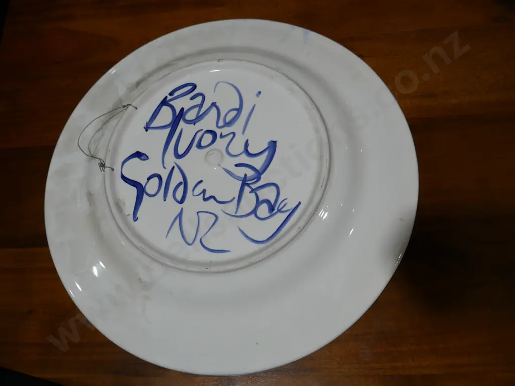 Pottery platter - Bardi Ivory Golden Bay Image 1++