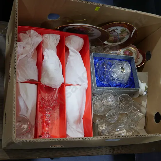 Box of glassware