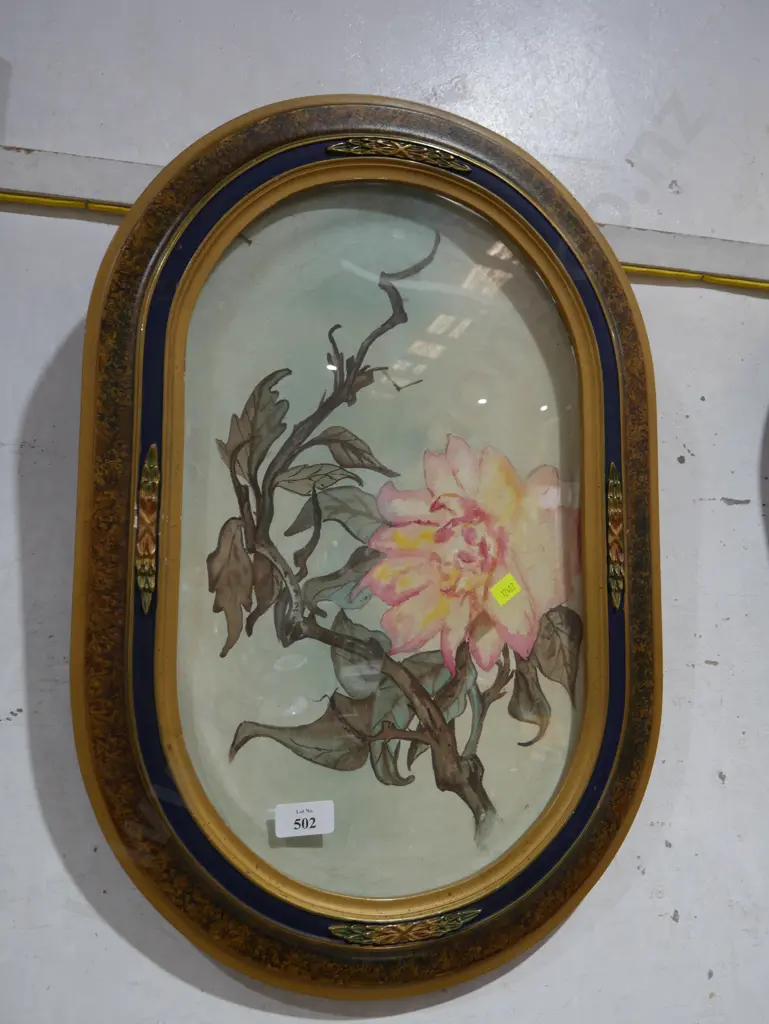 Oval framed painting Image 1++