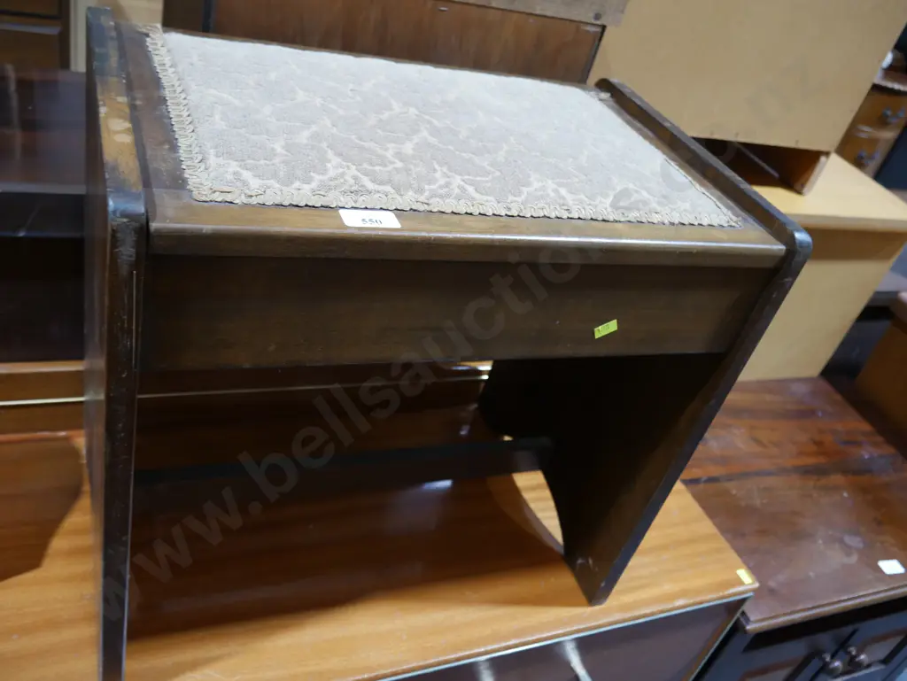 Piano stool Image 1++