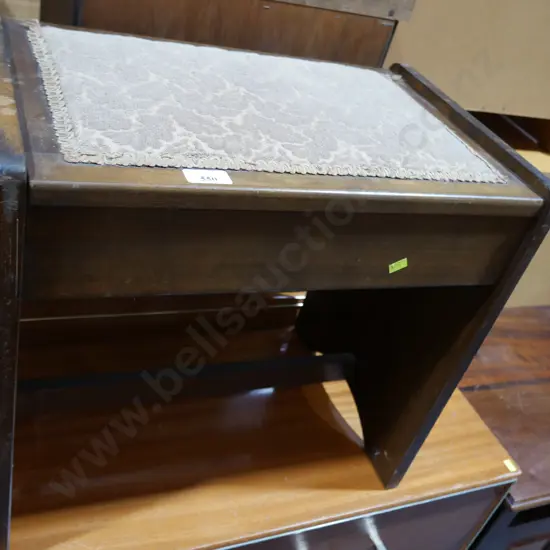 Piano stool