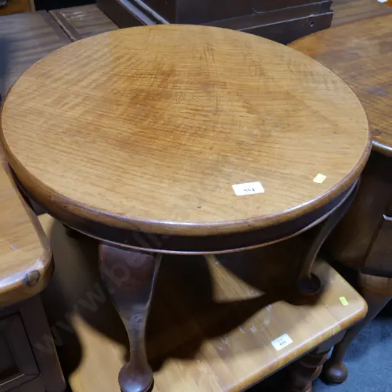 Round coffee table