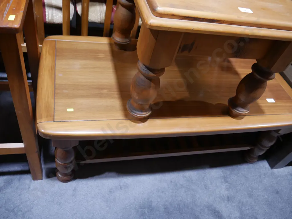 Coffee table Image 1++