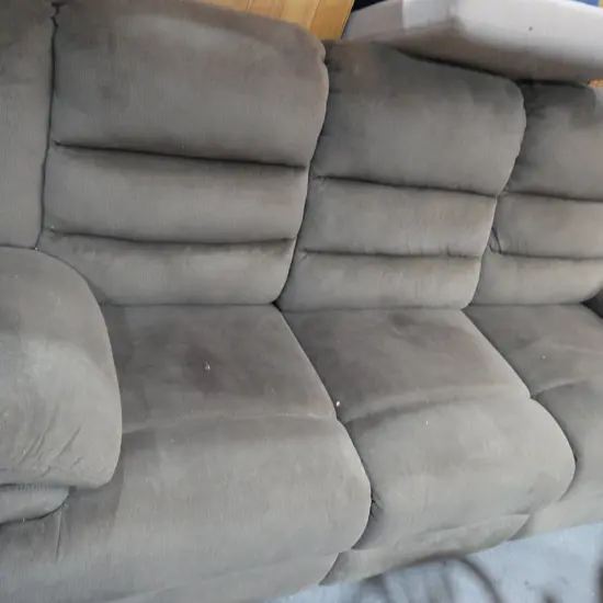 Three-seater recliner sofa