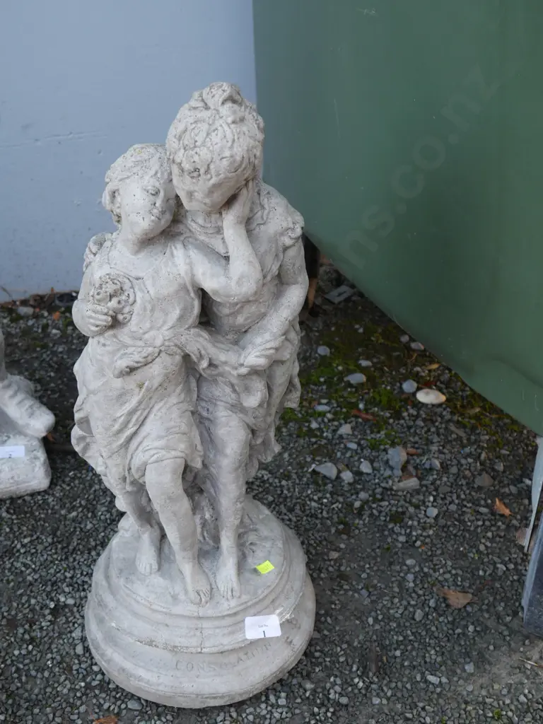 Garden statue Image 1++