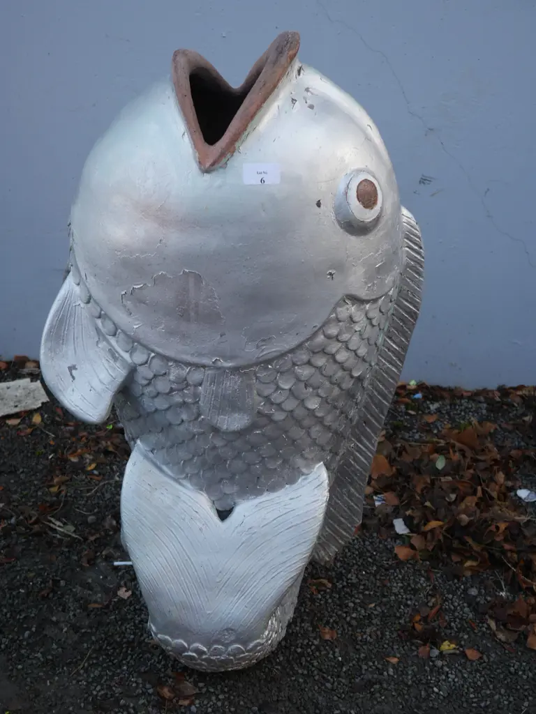 Large fish ornament Image 1++