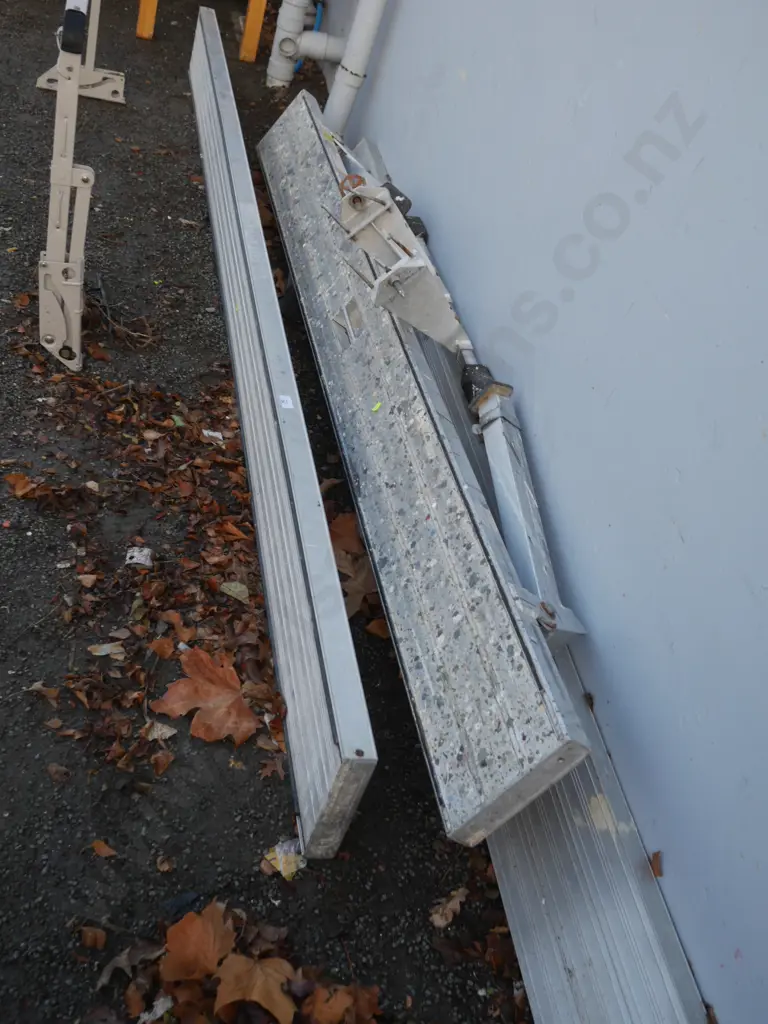 Scaffold platforms Image 1++