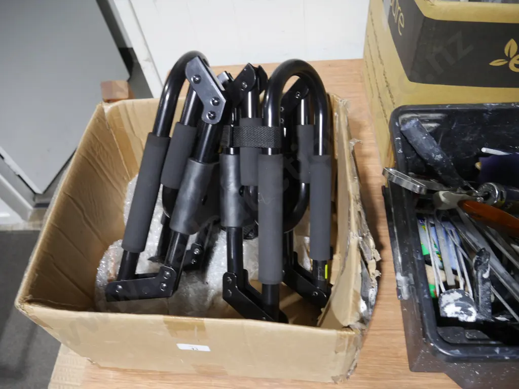 Kayak roof racks Image 1++