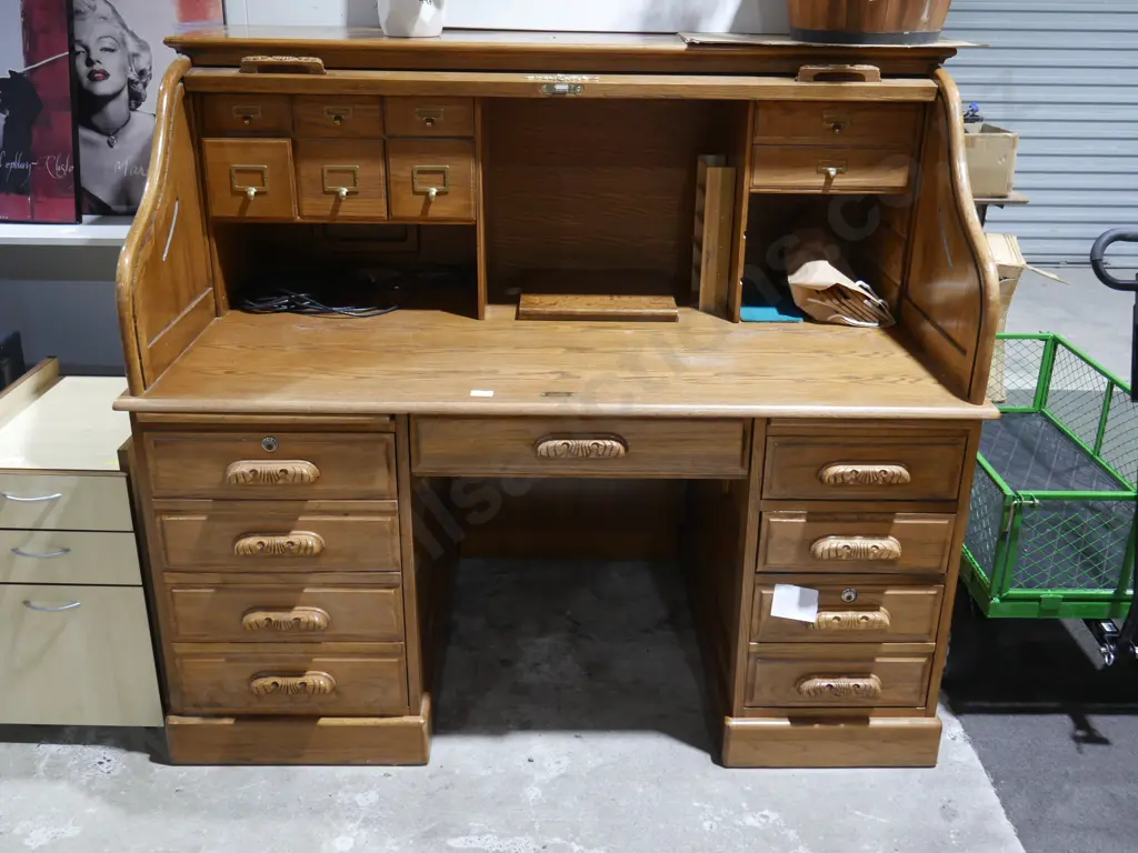 Roll top desk Image 1++