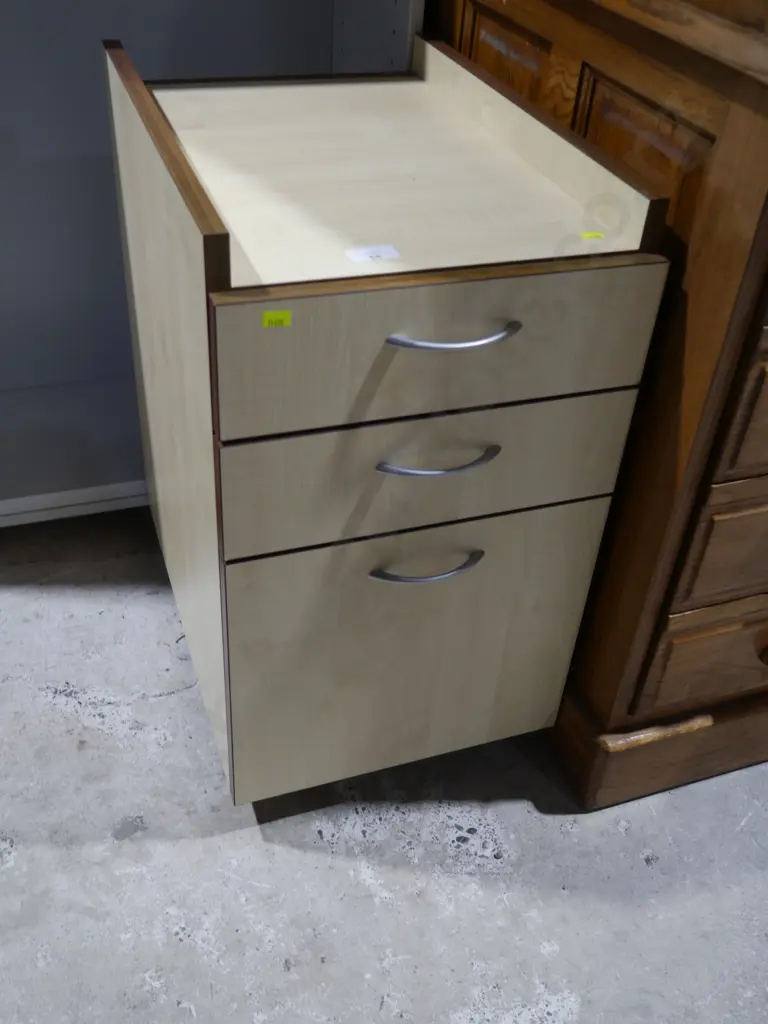 Filing drawers Image 1++